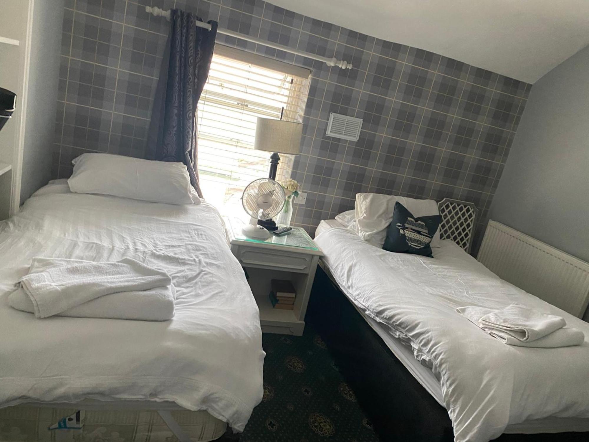 Holland Hotel Llanfachraeth Εξωτερικό φωτογραφία