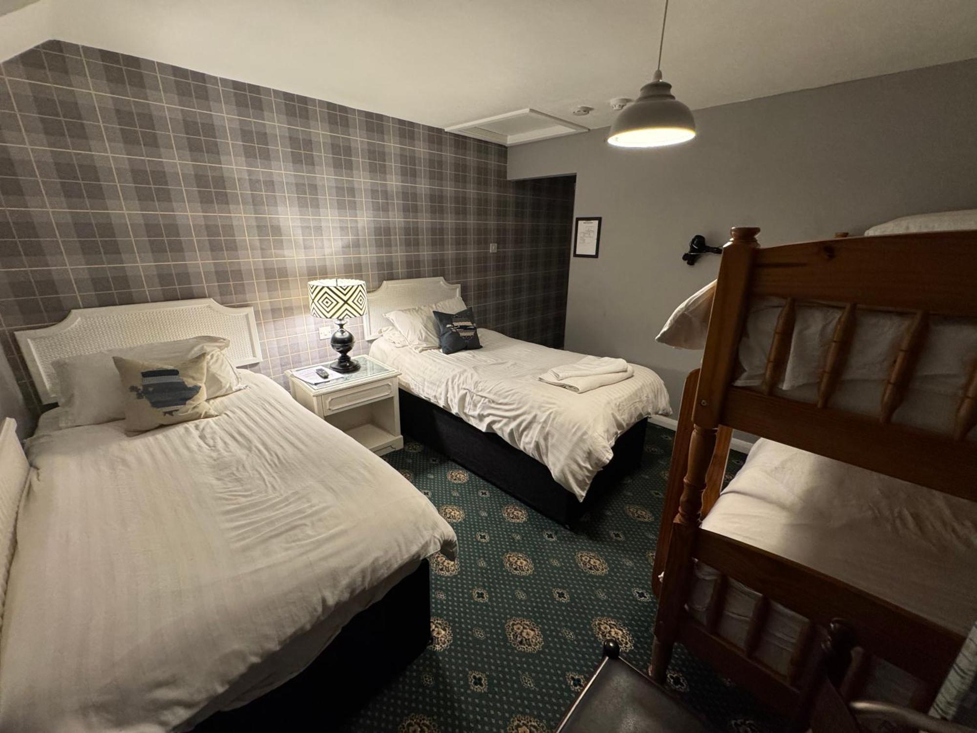 Holland Hotel Llanfachraeth Εξωτερικό φωτογραφία
